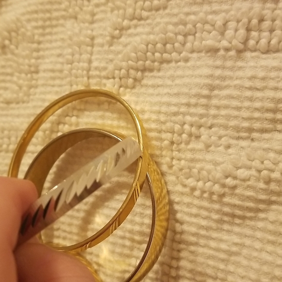 4 Monet Bangles - Picture 5 of 9